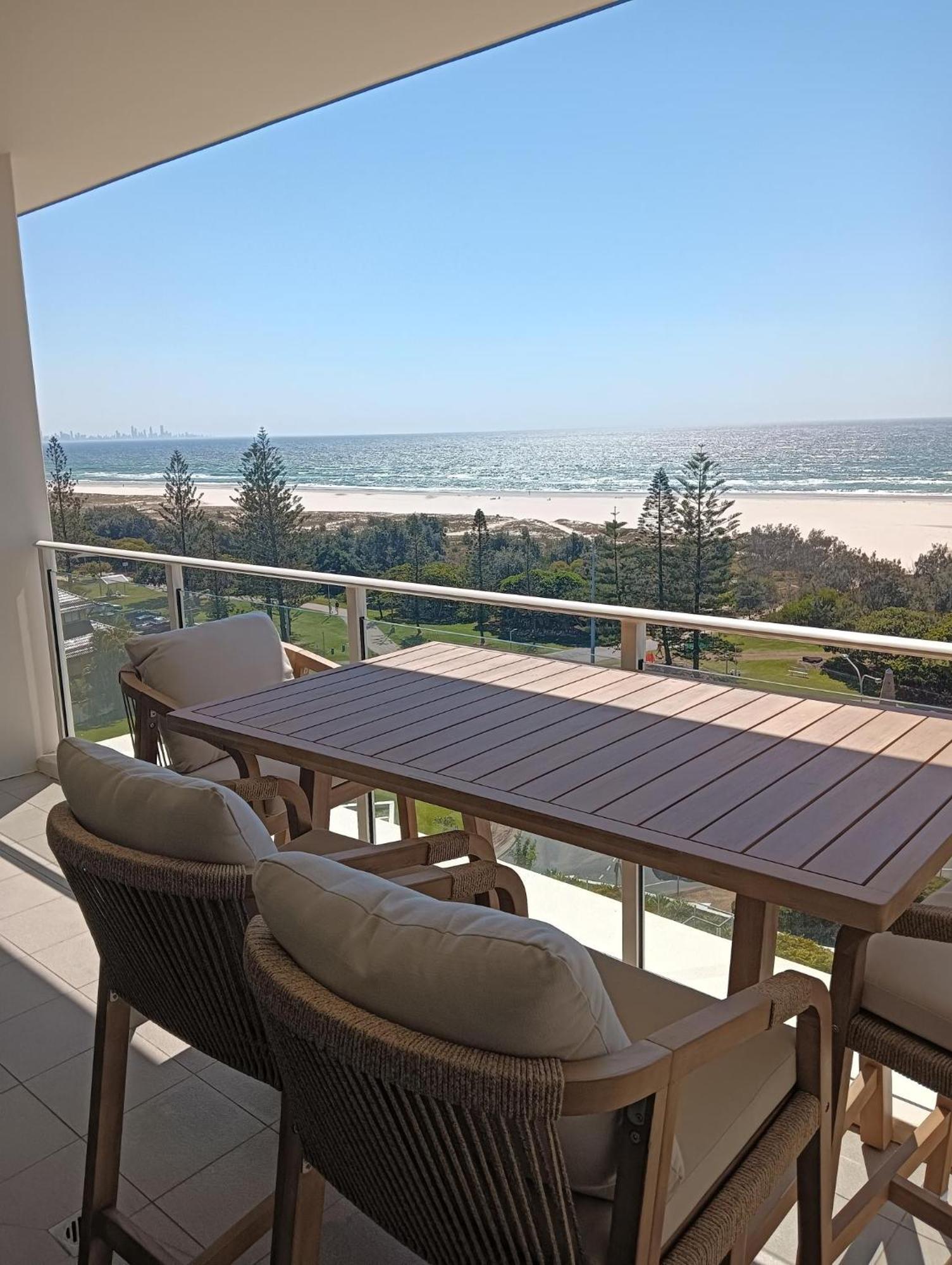 Kirra Surf Apartments Gold Coast Buitenkant foto