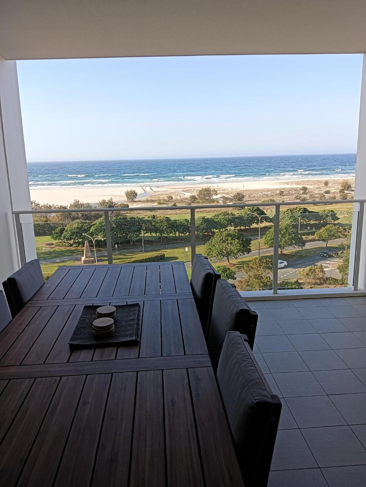 Kirra Surf Apartments Gold Coast Buitenkant foto