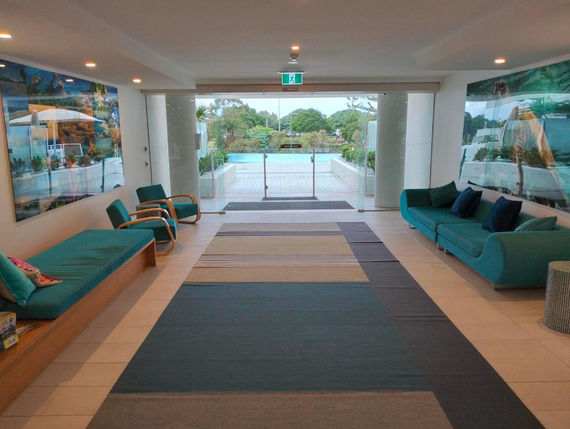 Kirra Surf Apartments Gold Coast Buitenkant foto